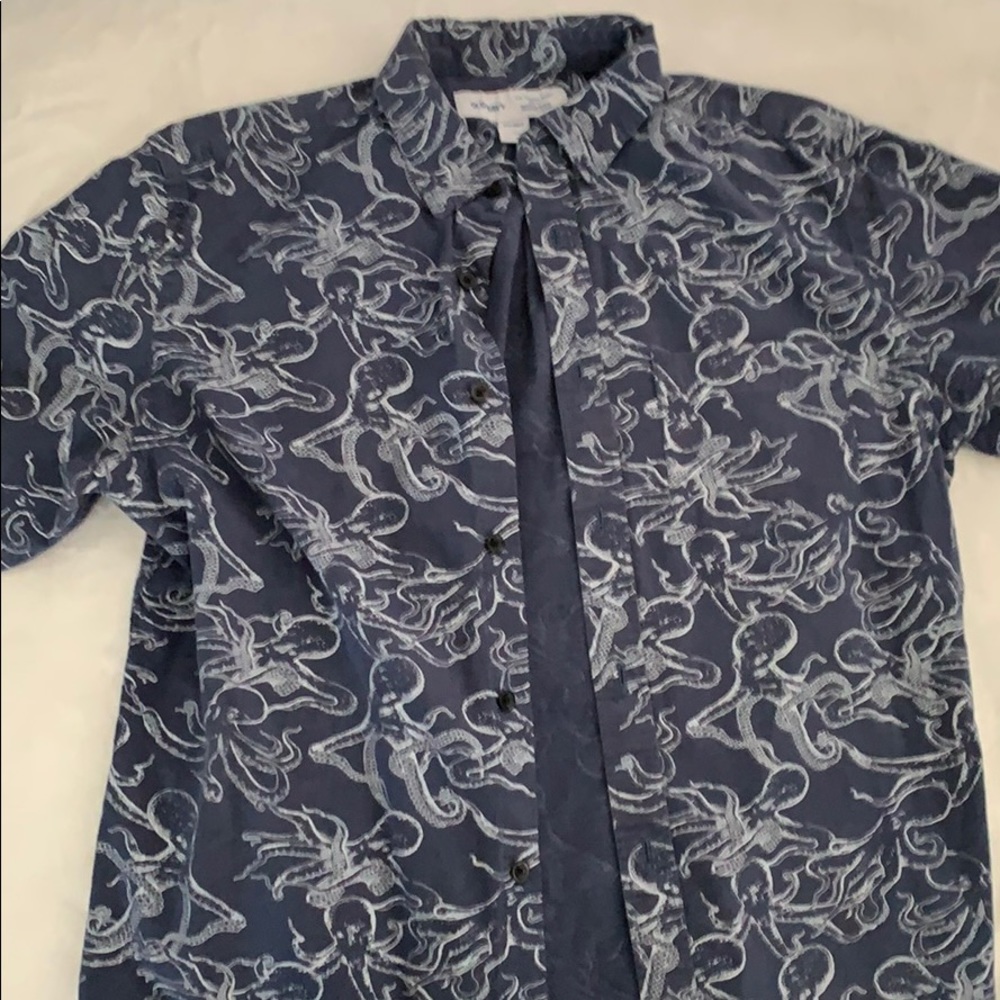 💙💙OLD NAVY SUMMER BUTTON DOWN SIZE MEDIUM💙💙